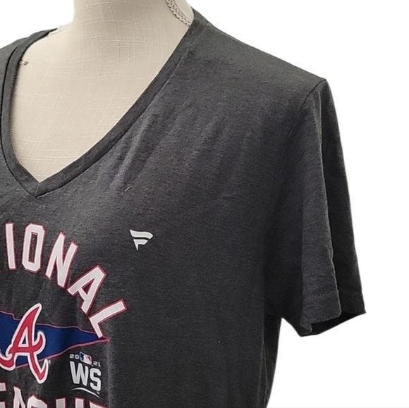 Fanatics Charcoal Atlanta Braves Women's T-Shirt - Picture 3 of 4